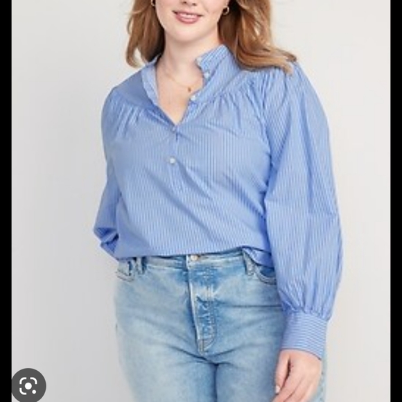 Puff-Sleeve Striped HenleyVisitarShirt for Women - Picture 3 of 11